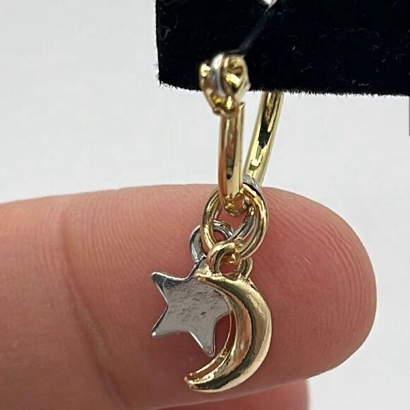 Set of (3) Gold-Tone Handmade Earrings  (1 hoop) (2) Beaded w/ Fish Hooks) - Picture 4 of 11